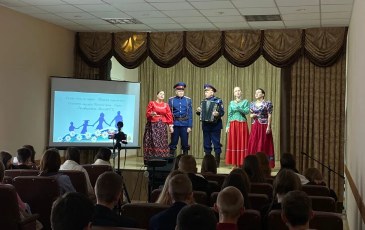 Приглашаем Вас присоединиться к трансляции тематического концерта «Семья, согретая любовью», который Приглашаем Вас присоединиться к трансляции тематического концерта «Семья, согретая любовью», который