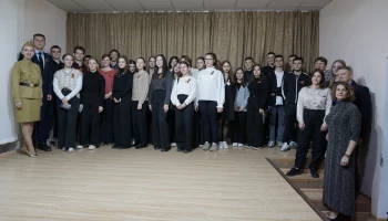 Сегодня в районном доме народного творчества состоялся концерт "Сквозь года звенит Победа""!