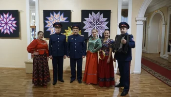 ​6-7 декабря в Областном дворце культуры состоялся Межрегиональный фестиваль &laquo;Казаки на Сейме&raquo;