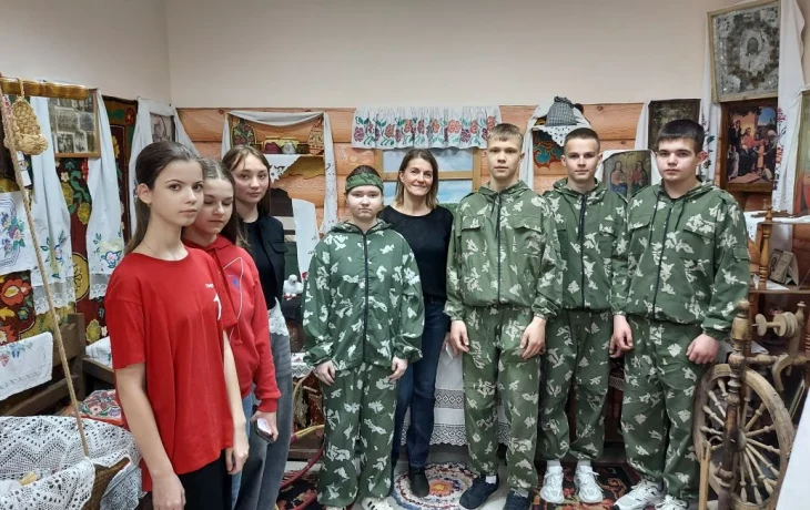 "Вот как жили в старину" "Вот как жили в старину"