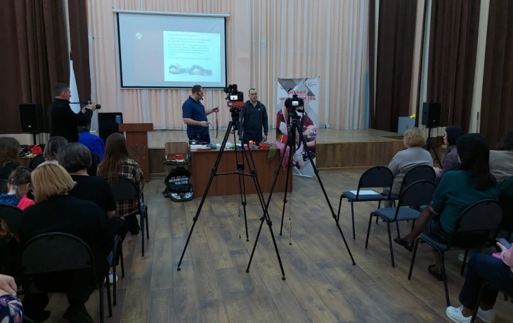 Оказание первой помощи при кровотечении. Оказание первой помощи при кровотечении.