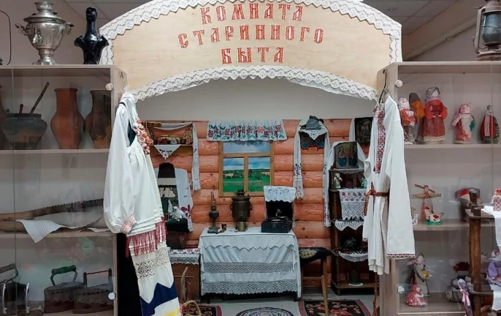 Выставка "Вот, как жили в старину" Выставка "Вот, как жили в старину"