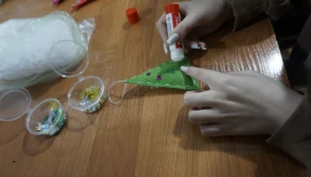 Вот и завершились в районном доме народного творчества мастер-классы &laquo;Новогодняя -игрушка&raquo; в рамках 