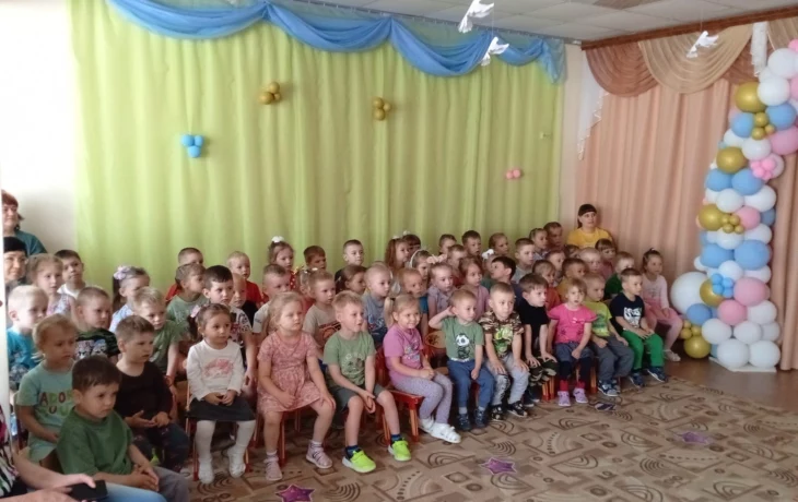 Показ веселых мультфильмов