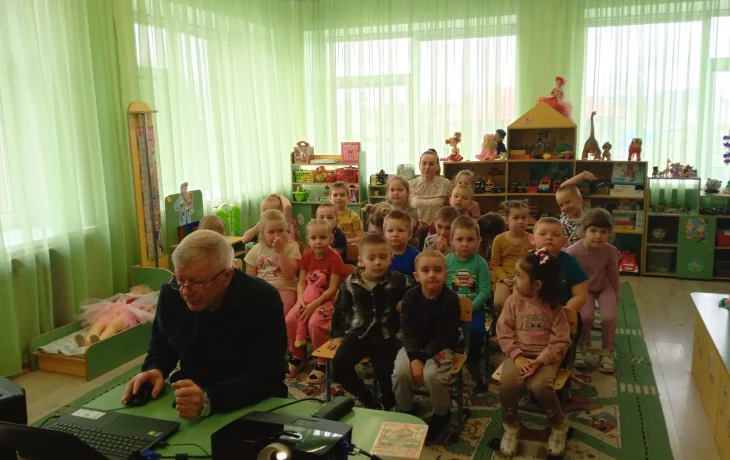 Встреча с воспитанниками детского сада "Дюймовочка" Встреча с воспитанниками детского сада "Дюймовочка"