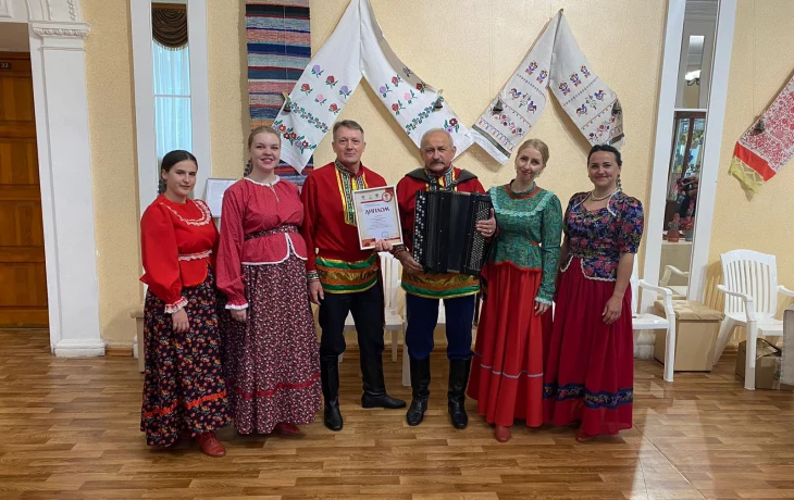 Ансамбль народной песни "ОЗЕРКИ" МКУК "Октябрьский районный дом народного творчества" принял участие